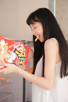 食人岛电影